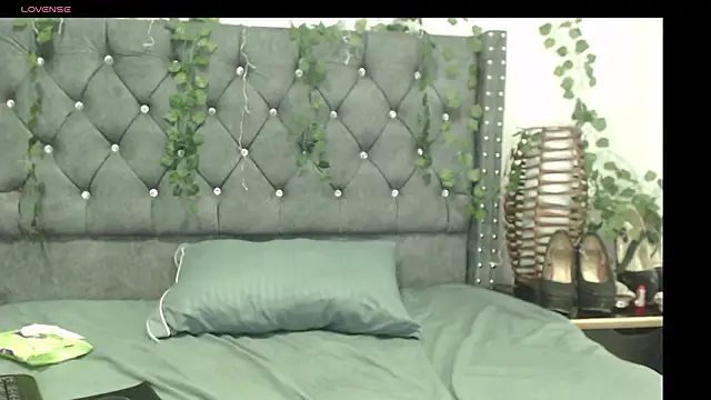 Snapshot of KhateShar chatting on March 24, 2026, 2:22 pm KhateShar online show from March 24, 2026, 2:22 pm