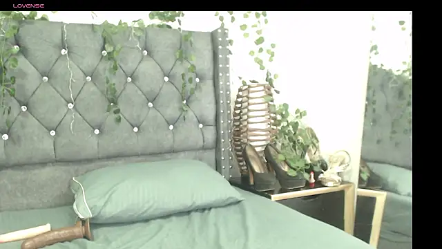 Snapshot of KhateShar chatting on March 29, 2026, 2:17 pm KhateShar online show from March 29, 2026, 2:17 pm