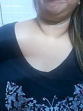 Snapshot of Ravina_patil1 chatting on March 21, 2025, 10:17 pm Ravina patil1 online show from March 21, 2025, 10:17 pm