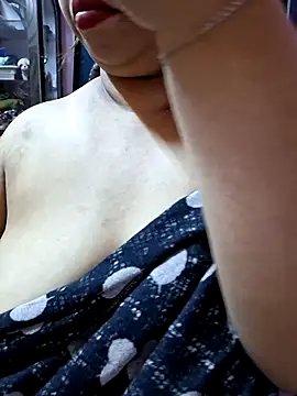 Snapshot of Ravina_patil1 chatting on October 2, 2025, 6:20 am Ravina patil1 online show from October 2, 2025, 6:20 am