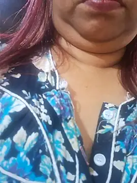 Ravina patil1 online show from February 6, 2026, 5:45 am