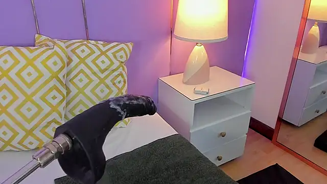 SophyRuiz  online show from April 2, 2026, 11:52 am