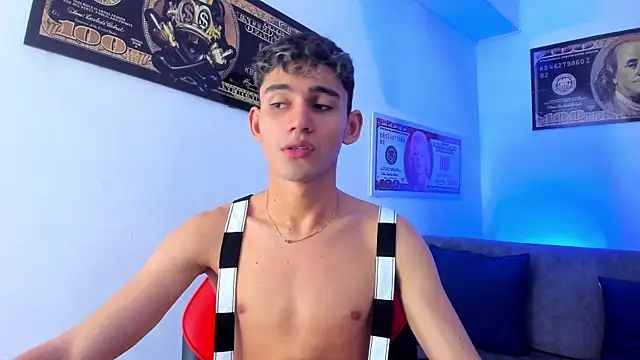 Snapshot of EstebanPerez_ chatting on December 21, 2024, 12:16 pm EstebanPerez online show from December 21, 2024, 12:16 pm