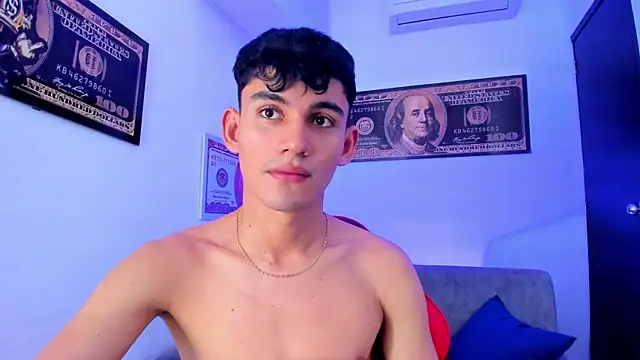 Snapshot of EstebanPerez_ chatting on January 11, 2025, 12:07 pm EstebanPerez online show from January 11, 2025, 12:07 pm