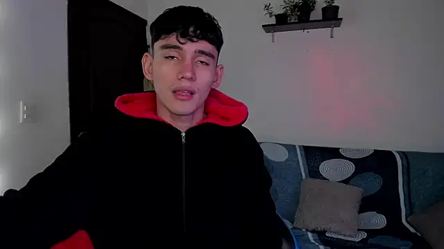 Snapshot of EstebanPerez_ chatting on January 20, 2025, 12:49 pm EstebanPerez online show from January 20, 2025, 12:49 pm
