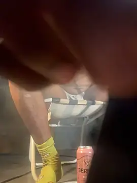 Snapshot of Maskman941 chatting on November 4, 2025, 9:36 pm Maskman941 online show from November 4, 2025, 9:36 pm