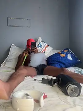 Snapshot of Maskman941 chatting on November 16, 2025, 9:48 am Maskman941 online show from November 16, 2025, 9:48 am