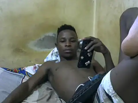 swthairydic online show from February 28, 2025, 8:09 am