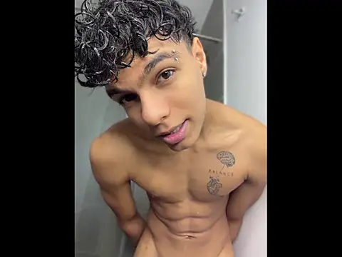james dreams  online show from May 16, 2026, 12:07 am