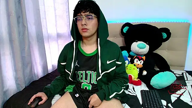 Snapshot of _nickconnor01 chatting on December 15, 2024, 10:04 pm  nickconnor01 online show from December 15, 2024, 10:04 pm