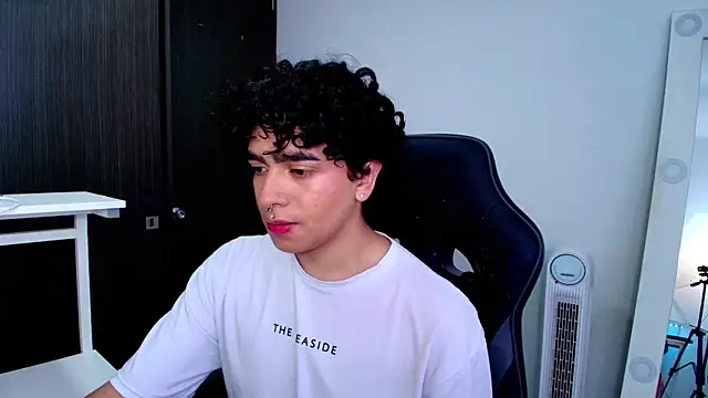 Snapshot of _nickconnor01 chatting on January 29, 2025, 5:45 pm  nickconnor01 online show from January 29, 2025, 5:45 pm