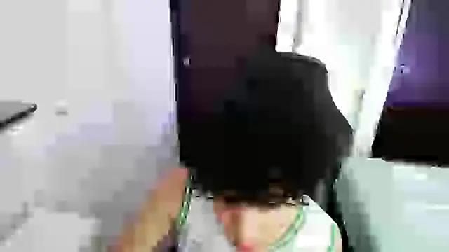 Snapshot of _nickconnor01 chatting on February 21, 2025, 7:32 pm  nickconnor01 online show from February 21, 2025, 7:32 pm