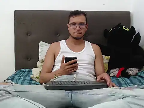 andy loverxx online show from February 28, 2026, 12:11 am