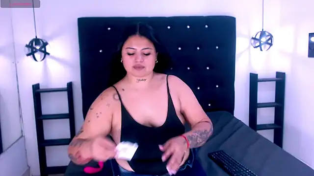 Mels  online show from March 17, 2025, 7:37 pm