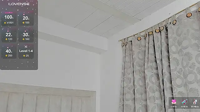 Snapshot of JulianRose_1 chatting on February 8, 2025, 2:38 pm JulianRose 1 online show from February 8, 2025, 2:38 pm