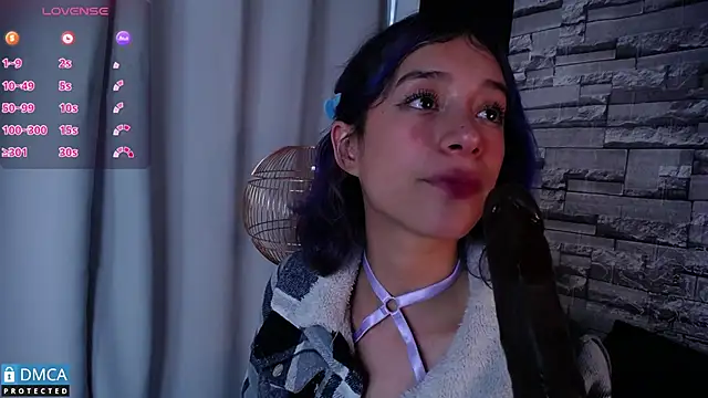 BellaOdisea online show from February 17, 2025, 10:47 pm