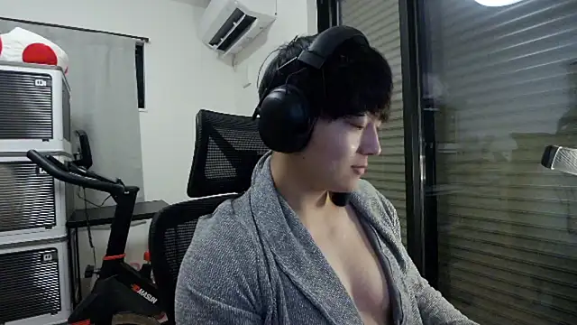 Tkcqcc online show from January 7, 2026, 2:08 pm