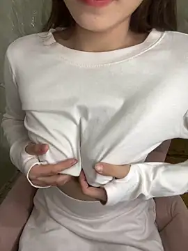 Snapshot of Pink_Pretty chatting on January 23, 2025, 7:40 pm Pink Pretty online show from January 23, 2025, 7:40 pm