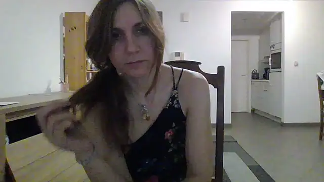 Snapshot of JasmineGlamour chatting on February 12, 2026, 1:22 am JasmineGlamour online show from February 12, 2026, 1:22 am