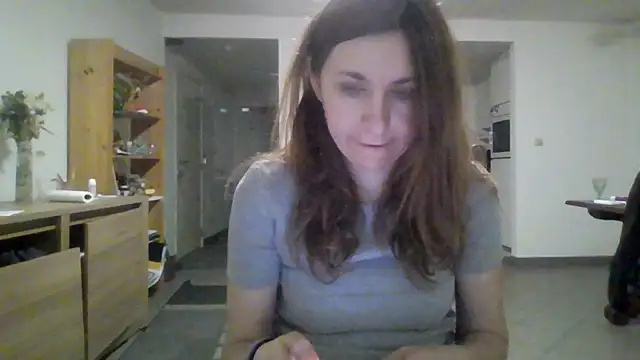 Snapshot of JasmineGlamour chatting on March 20, 2026, 3:22 am JasmineGlamour online show from March 20, 2026, 3:22 am