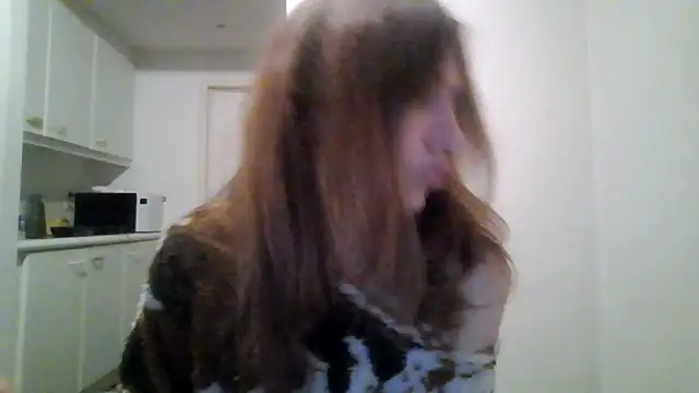 Snapshot of JasmineGlamour chatting on March 21, 2026, 8:23 pm JasmineGlamour online show from March 21, 2026, 8:23 pm