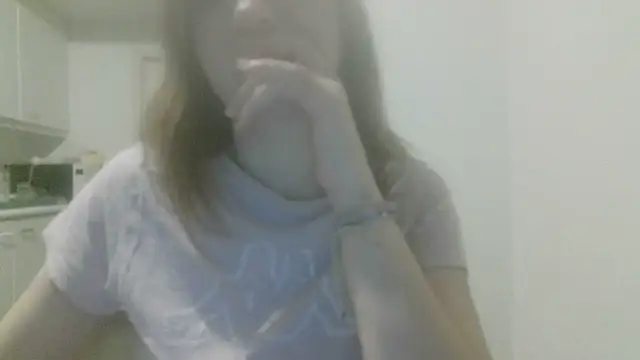 Snapshot of JasmineGlamour chatting on April 2, 2026, 6:49 pm JasmineGlamour online show from April 2, 2026, 6:49 pm