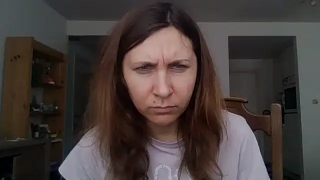 Snapshot of JasmineGlamour chatting on April 5, 2026, 1:30 pm JasmineGlamour online show from April 5, 2026, 1:30 pm