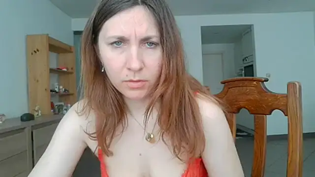 JasmineGlamour online show from May 31, 2026, 3:41 pm