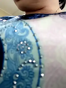 FantasyMichelle online show from December 18, 2024, 6:14 pm