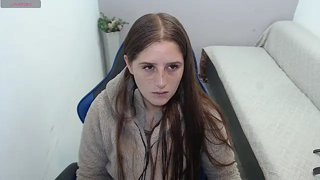 valerie diaz1 online show from October 30, 2025, 1:23 pm