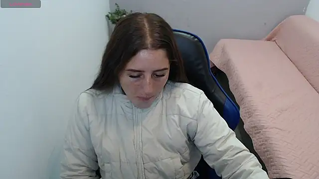 valerie diaz1 online show from February 9, 2026, 1:59 pm