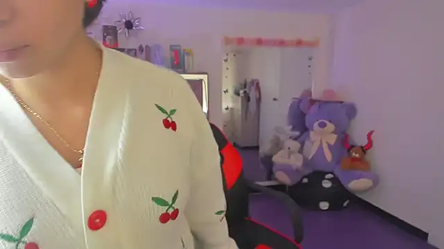 AriadnaCappelletty online show from April 13, 2026, 4:12 pm