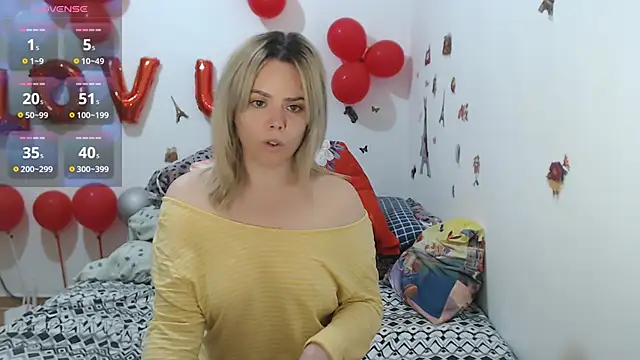 hotmilf4uxxx online show from March 25, 2026, 9:37 am