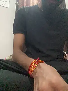 yourluckyfuckboy online show from December 15, 2025, 9:57 am