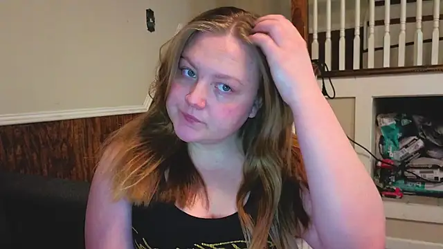 PhatAssBlond online show from February 2, 2026, 4:27 pm