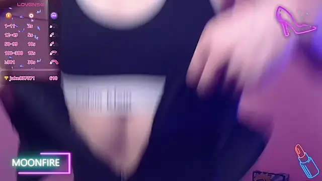 Snapshot of moonfiredancer chatting on November 21, 2025, 10:47 am moonfiredancer online show from November 21, 2025, 10:47 am