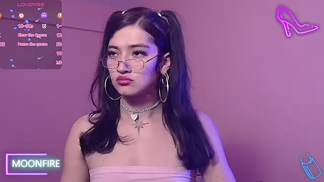 Snapshot of moonfiredancer chatting on November 25, 2025, 4:12 am moonfiredancer online show from November 25, 2025, 4:12 am