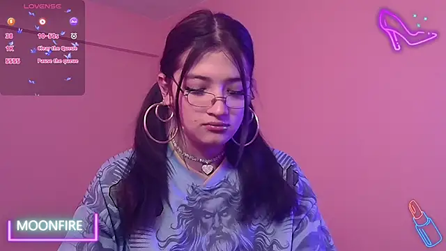 Snapshot of moonfiredancer chatting on November 27, 2025, 11:12 am moonfiredancer online show from November 27, 2025, 11:12 am