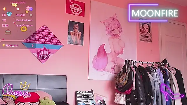 Snapshot of moonfiredancer chatting on January 13, 2026, 3:28 pm moonfiredancer online show from January 13, 2026, 3:28 pm