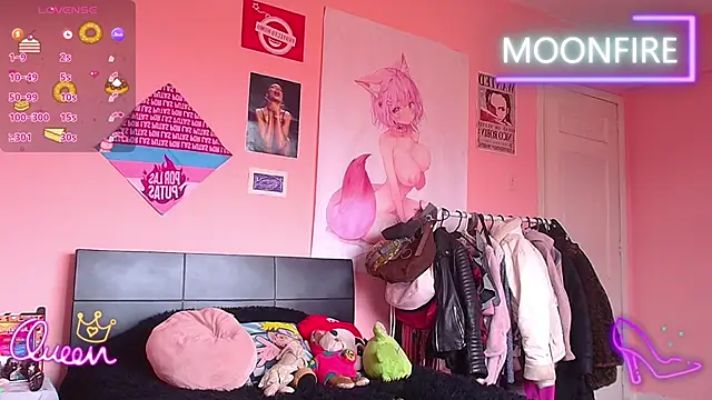 Snapshot of moonfiredancer chatting on April 25, 2026, 1:41 pm moonfiredancer online show from April 25, 2026, 1:41 pm