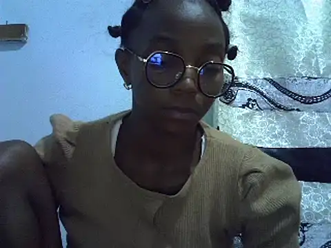 Snapshot of ElianeHot chatting on January 14, 2025, 7:32 pm ElianeHot online show from January 14, 2025, 7:32 pm