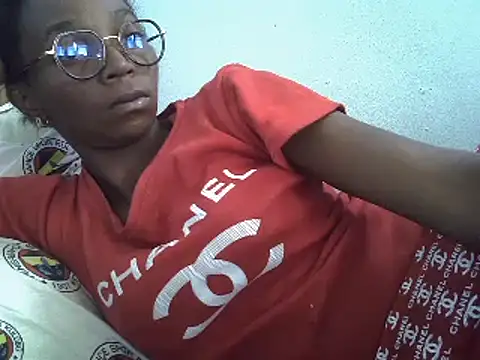 Snapshot of ElianeHot chatting on January 22, 2025, 11:23 am ElianeHot online show from January 22, 2025, 11:23 am