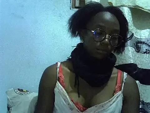 Snapshot of ElianeHot chatting on January 22, 2025, 6:20 pm ElianeHot online show from January 22, 2025, 6:20 pm