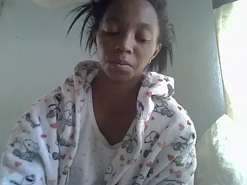 Snapshot of ElianeHot chatting on September 10, 2025, 6:57 am ElianeHot online show from September 10, 2025, 6:57 am