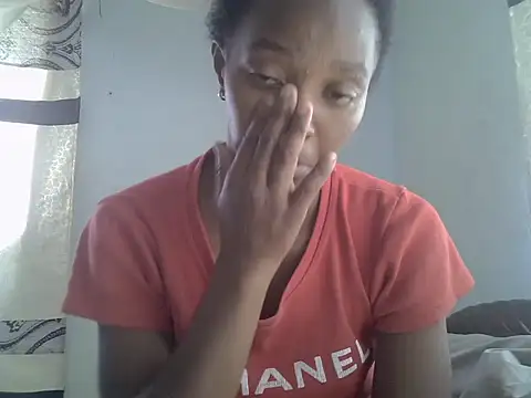 Snapshot of ElianeHot chatting on September 24, 2025, 8:50 am ElianeHot online show from September 24, 2025, 8:50 am