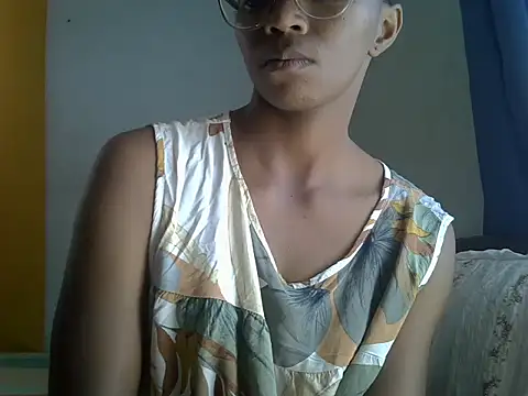 ElianeHot online show from July 18, 2026, 9:35 am