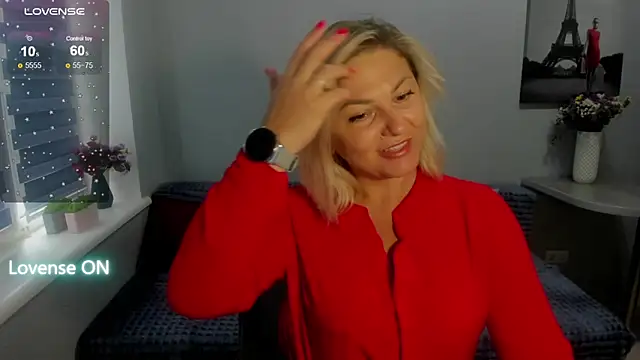 Snapshot of sweet___margaret chatting on October 13, 2025, 12:05 pm sweet   margaret online show from October 13, 2025, 12:05 pm