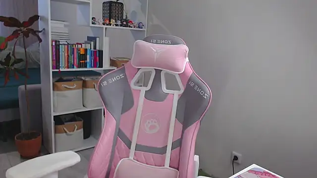 milly ross online show from December 29, 2024, 5:21 am