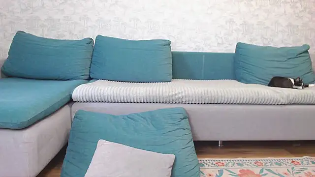 milly ross online show from October 22, 2025, 7:19 am