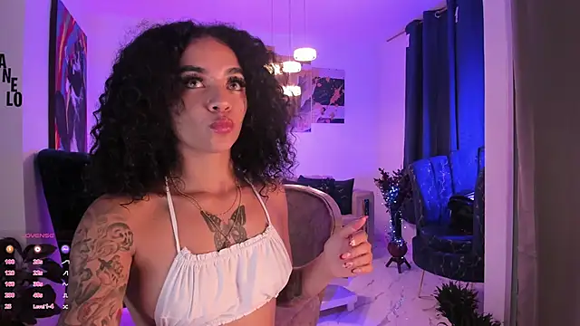 pretty pettite online show from December 10, 2024, 3:20 am